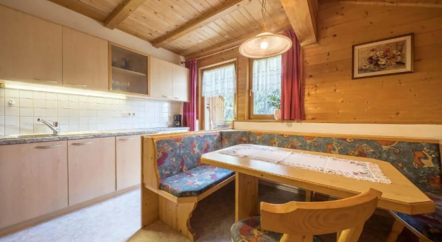 Haus Hubertus - FeWo 6, Забронировать Отель Отели Val Passiria с парковкой, Парковка