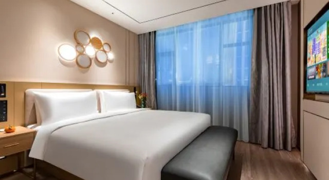 Люкс Deluxe Orange Hotel (Shenzhen Nanshan Vanke Yuncheng)