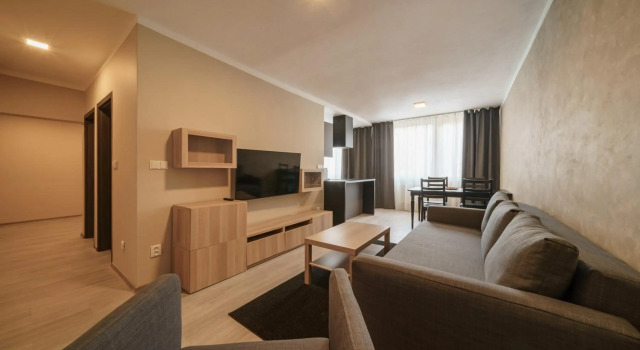 Gesto Apartments, Rezerwuj Apartament Hotele w Praga z parkingiem, w pobliżu Flora Subway Station, Parking