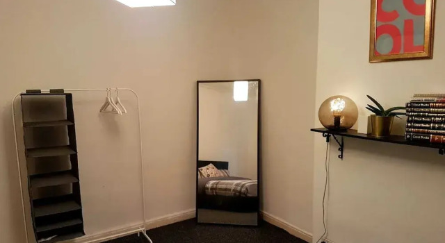 Budget House In Gants Hill, Забронировать Отель Отели Большого Лондона с парковкой, Парковка