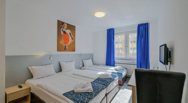 Трёхместный номер Superior Hotel Münchner Hof - Frankfurt Central