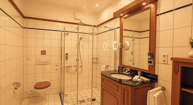 Люкс с балконом Louisas Place