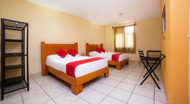 Трёхместный номер Standard OYO Promenade,Terminal Central de Autobuses de Guanajuato