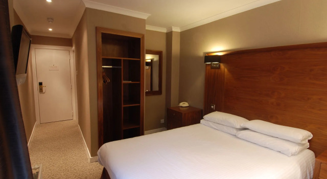 Hotel Cladhan, Забронировать Отель Отели Центральной Шотландии с парковкой, Парковка