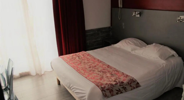 Двухместный номер Standard Logis Hôtel Restaurant La Vieille Ferme, Mâcon Nord