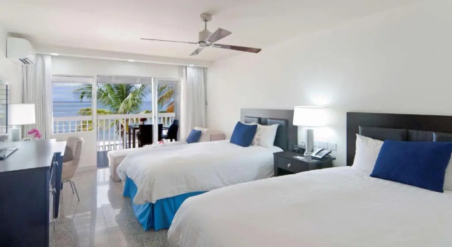 Четырёхместный номер Standard с видом на океан Radisson Grenada Beach Resort