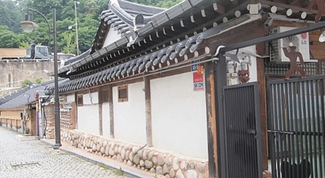 Jeonju Chaeun Pension, Забронировать Отель Чонджу Чолла-Пукто, рядом с Конфуцианская школа хянгё в Чонджу