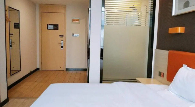 Номер Standard 7Days Premium Nanchang Liantang Yingbin Middle Avenue Xiaolan Industrial Park Branch