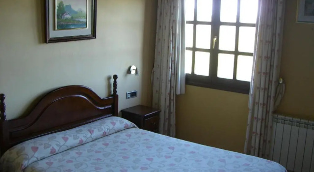 Двухместный номер Standard Hotel La Curva Ribadesella PARKING