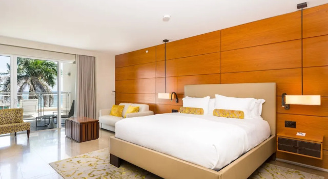 Номер Standard Royal Blues Hotel