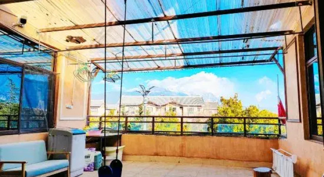 FengZhiFengSu Snow Mountain Scenic Hotel