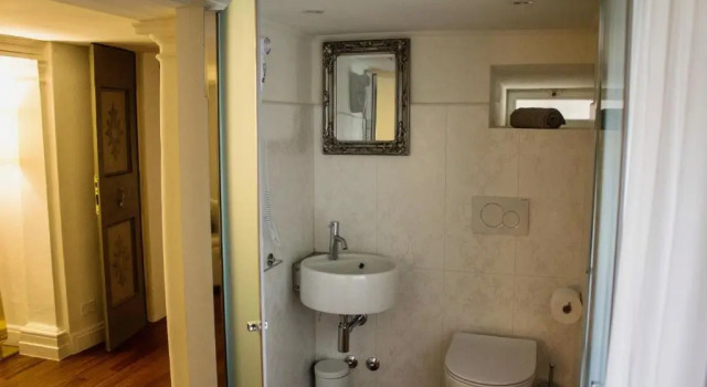 Двухместный номер Standard Cavour44 - Palazzo Canossa