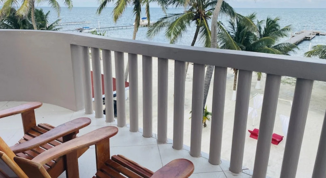 Люкс с видом на море La Isla Resort
