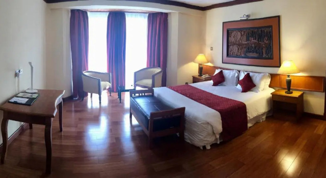 1 Bedroom Suite Golf Course Hotel