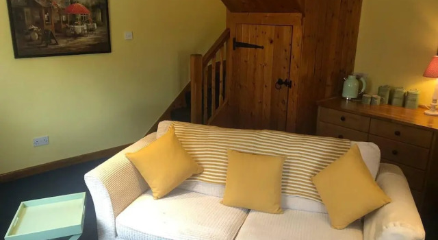 Sunshine Annex-double Bed,ensuite, Lounge, Kitchen, Забронировать Дом для отпуска Отели Уорикшир с парковкой, Парковка