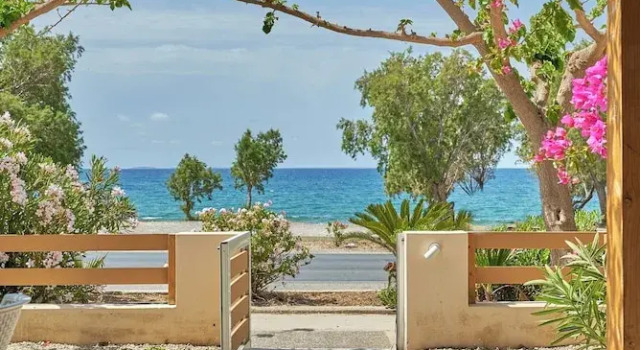 Votsalo, Забронировать Апарт-отель Иерапетра East Crete