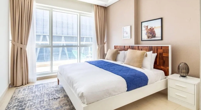 Plush 3BR w/ Study in Prime District - Downtown Dubai!, Забронировать Апартаменты/квартира Даунтаун Дубай , рядом с Дубайский аквариум