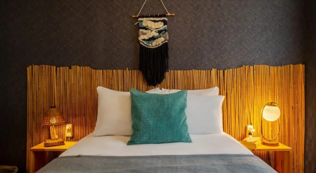 Eclectic Flat Near Metro With Terrace in Kadikoy, Boek Hotel Kadıköy 