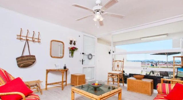 Apartment Oiza Sand Castle 15 at Alcudia Beach, WIFI and aircon, Book Apartment Apartments in Alcudia, Apartment