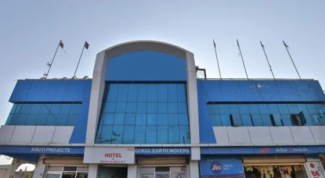 OYO 28441 Hotel Ashirwad, Rezerwuj Hotel Hotele w Bhuj z parkingiem, Parking
