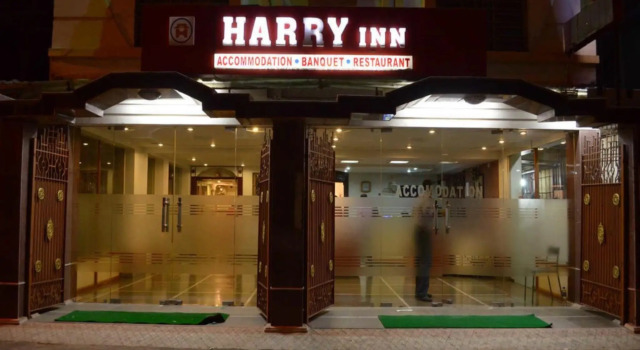 OYO 18667 Harry Inn, Rezervovat Hotel Kalkata 