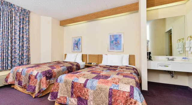 Четырёхместный номер Standard Americas Best Value Inn & Suites, Atlanta - Morrow