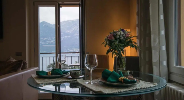 Cimino Luxury Villas in Lake Como - Vanessa #2, Rezervasyon Otel Limonta Lombardiya