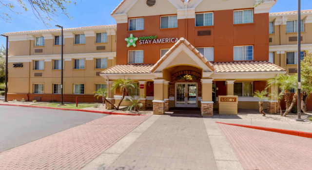 Extended Stay America Suites - Phoenix - Airport - Tempe, Забронировать Отель Пруд в Темпе 