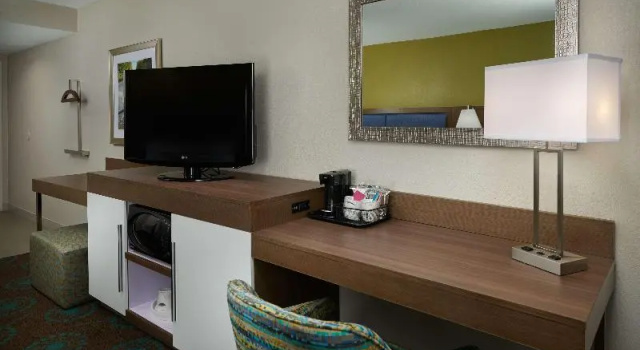 Студия Hampton Inn Goldsboro