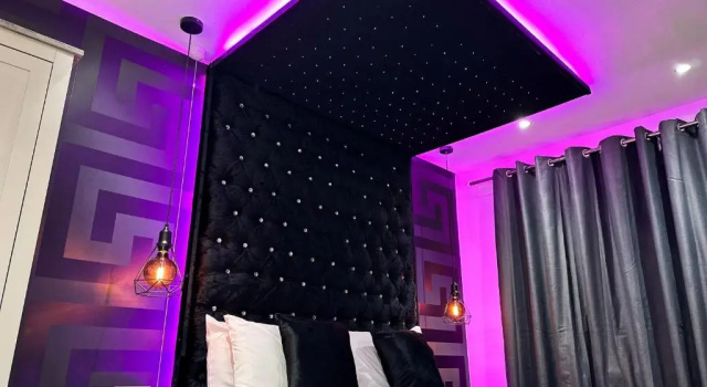 Апартаменты Deluxe Serenity Apartments Bradford