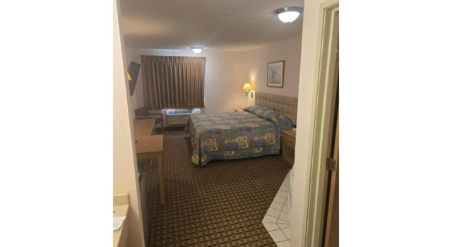 Capital O Roadside Inn Thedford NE 2, Prenota Hotel Thedford Nebraska