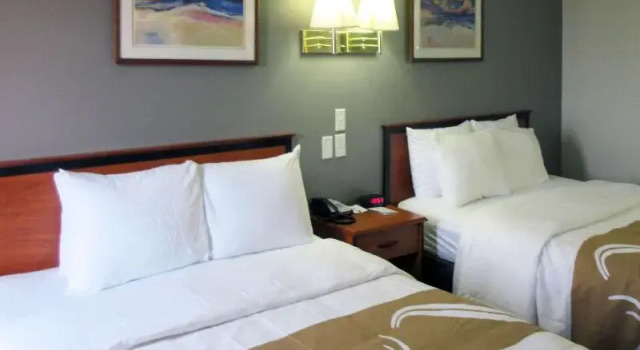 Шестиместный номер Standard Quality Inn & Suites Salina National Forest Area