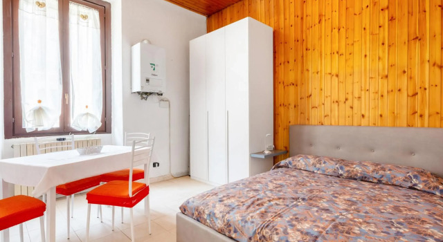 Darsena Navigli - Porta Genova M2 Studio, Забронировать Отель Навильи Милан, рядом с Colonne di San Lorenzo