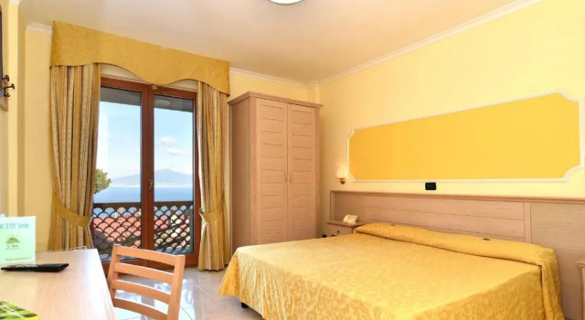 Двухместный номер Standard с видом на море Hotel Il Nido Sorrento