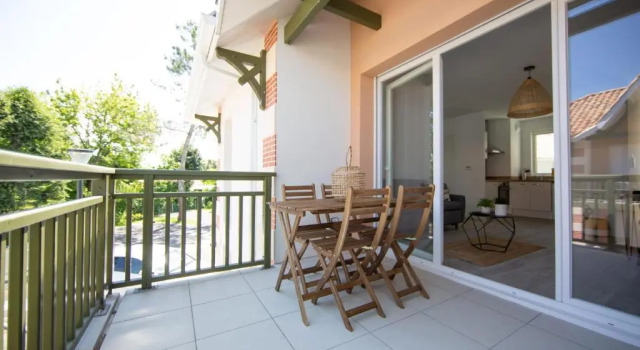 Апартаменты APPARTEMENT Des Verdiers