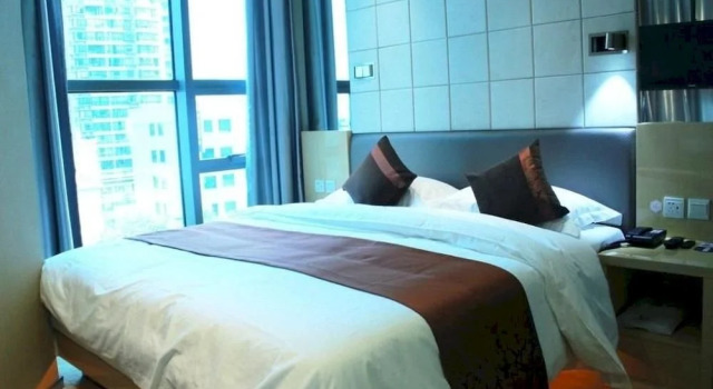 Z Hotels (Hangzhou West Lake Qingchun Road)