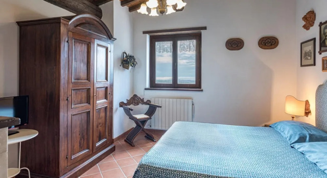 Villa Paola 6 in Gualdo Cattaneo, Varaa Villa Gualdo Cattaneo Umbria
