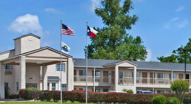 Days Inn by Wyndham Kerrville, Забронировать Отель Керрвилл Texas Hill Country