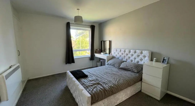 Impeccable 2-bed Apartment in Eastleigh, Varaa Huoneisto Asunnot kohteessa Merseyside, Huoneisto