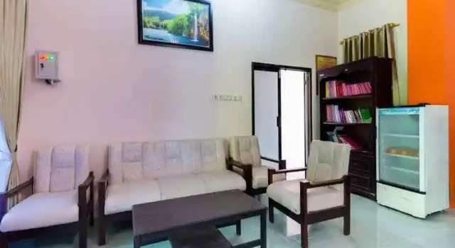 OYO 3452 Esemka Hotel Residences Syariah, Buchen Sie Hotel Bojonegoro Jawa Timur