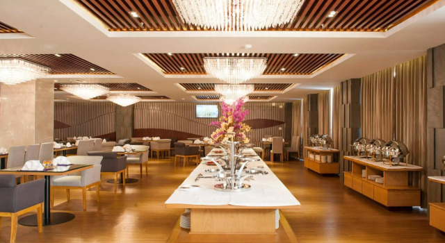 Номер Superior The IRIS SIGNATURE HOTEL AND SPA