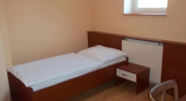 Penzion a restaurace Blatenský dvůr, Rezerwuj Hotel Pardubice Kraj pardubicki