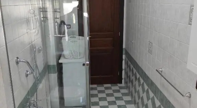 APPARTAMENTO SANTA RITA e FIAT FCA : 7’ da Ospedale MOLINETTE/ POLITECNICO/ PALAalpitour/ CENTRO CITTA’ in TRAM n.10 sotto casa (Fermata Corso Cosenza banca UNicredit ), Book Lejlighed Mirafiore Torino
