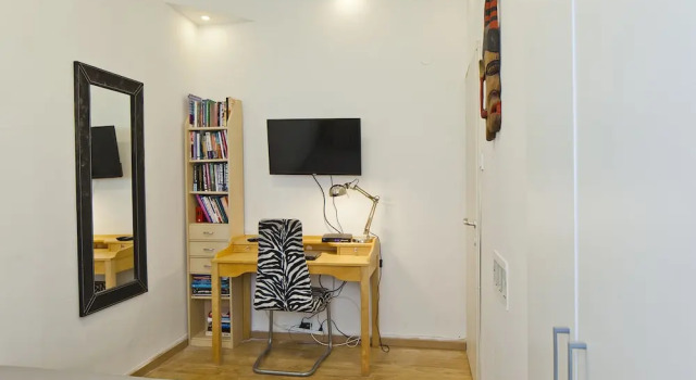 TLV Suites Inn