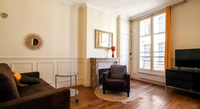 Appartement Tour Eiffel Sèvres - Babylone 2, Забронировать Апартаменты/квартира 6-й округ: Сен-Жермен Париж, рядом с Станция метро Solférino