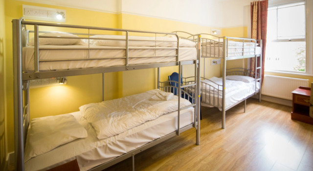 Четырёхместный номер Dolphin Inn - The Lodge