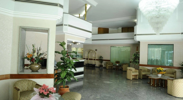 Hotel Augusta Boulevard