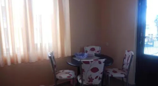 SEASIDE, Book Guesthouse Batumi 