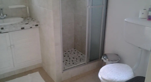 Номер Standard Crane's Nest Guest House at 212