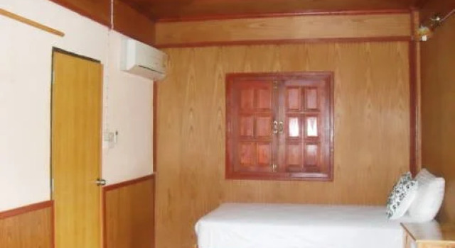 Salad Grand Bungalow & House Rental, Забронировать Отель Салад-Бич Ко-Пханган